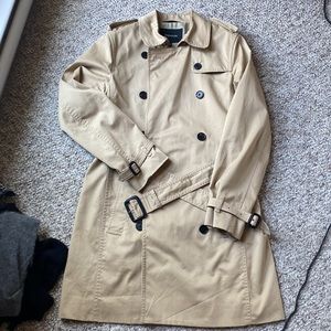 Aritzia Babaton Trench Coat